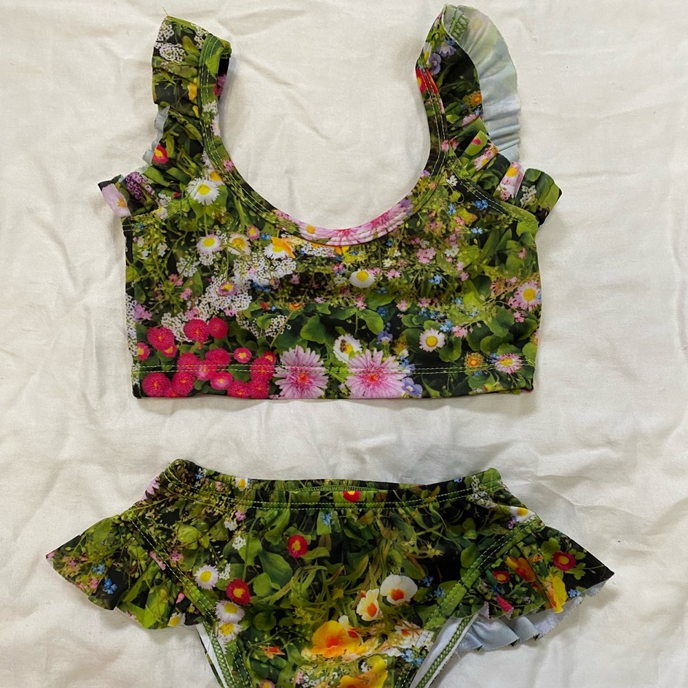Romey loves LuLu 2 piece swim
